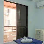 Elegancia Classica A 1 Quadra Da Praia Em Bc N704